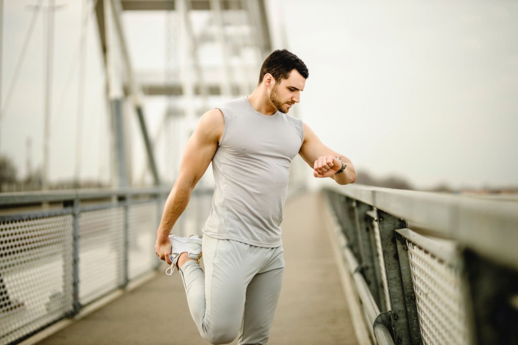 Slim Fit vs Athletic Fit (A Battle of the Styles)