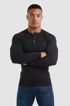 Long Sleeve Everyday Henley T-Shirt in Black - TAILORED ATHLETE - USA