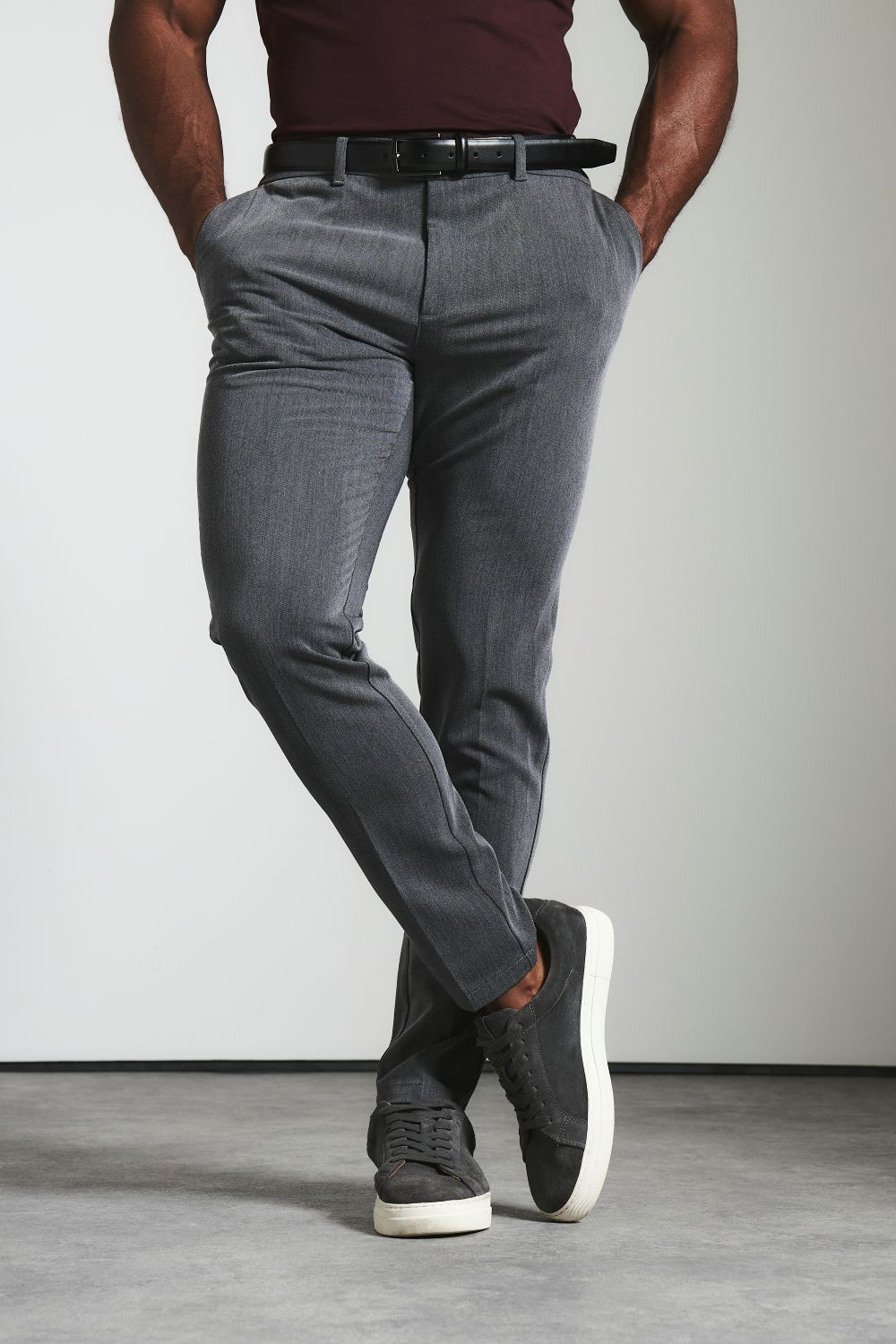 Essential trousers in charcoal for effortless style