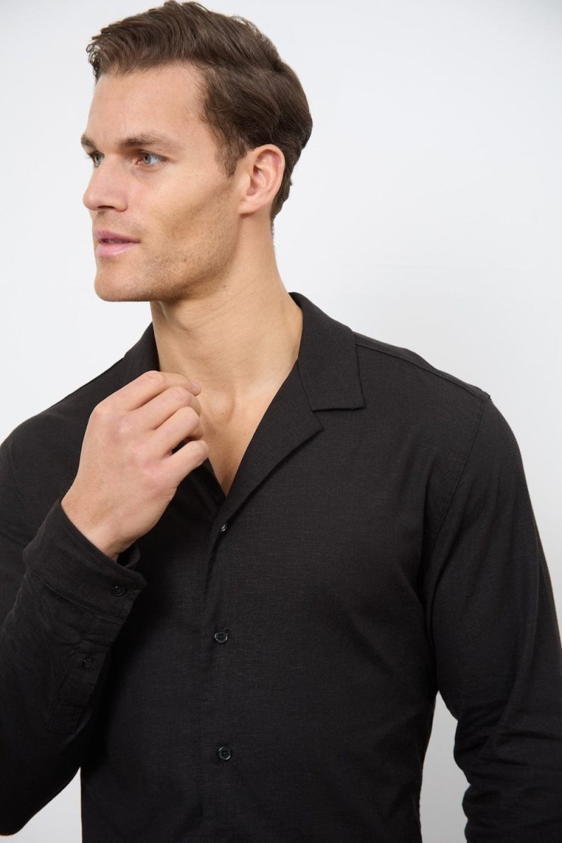 elastic collar dress shirt Perry Ellis Men's Untucked Total Stretch Slim Fit Banded Collar Shirt
