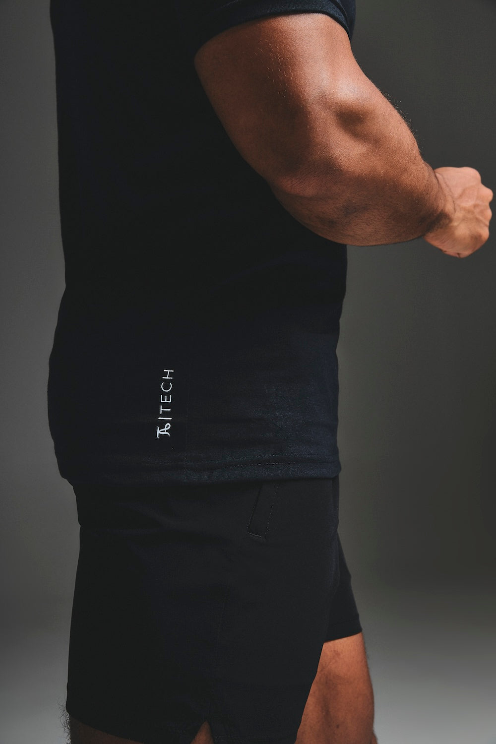 Essential Training Top in Black - TAILORED ATHLETE - USA