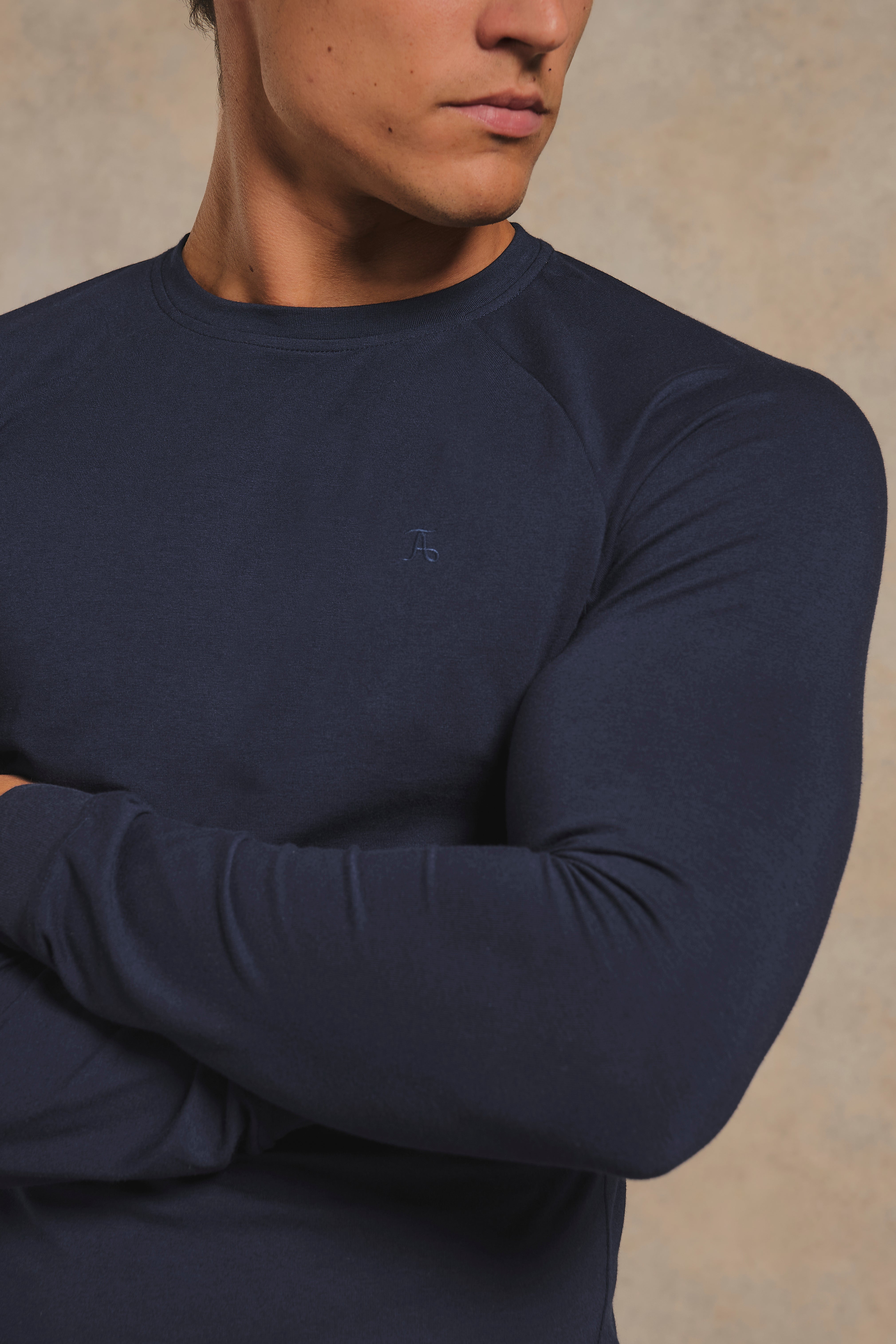 Athletic Fit Signature Long Sleeve T-Shirt in Navy