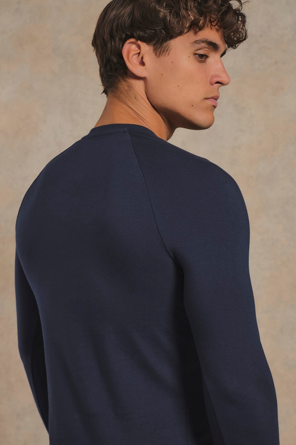 Athletic Fit Signature Long Sleeve T-Shirt in Navy