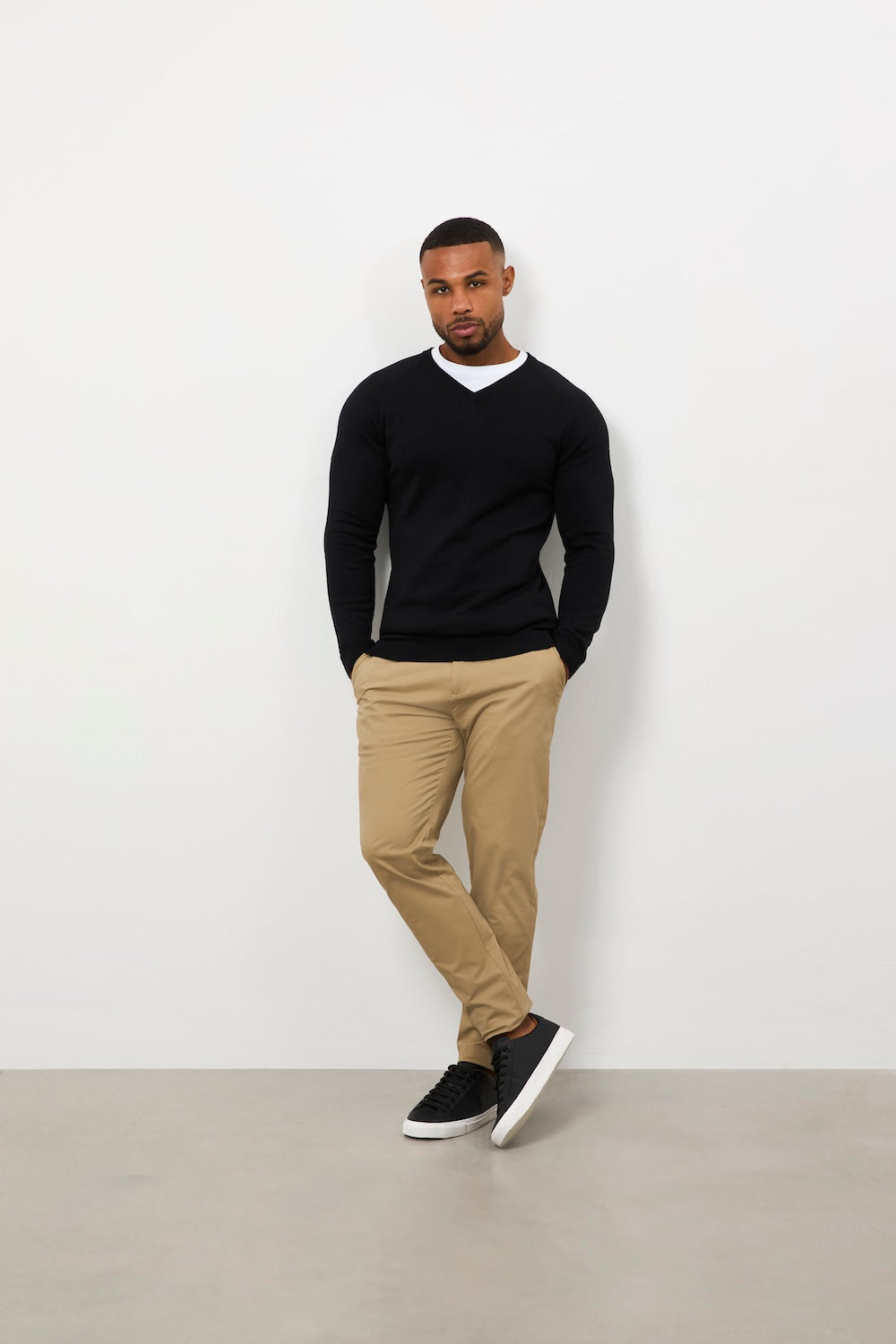 Pure Cotton Knitted V-Neck Sweater in Black - TAILORED ATHLETE - USA