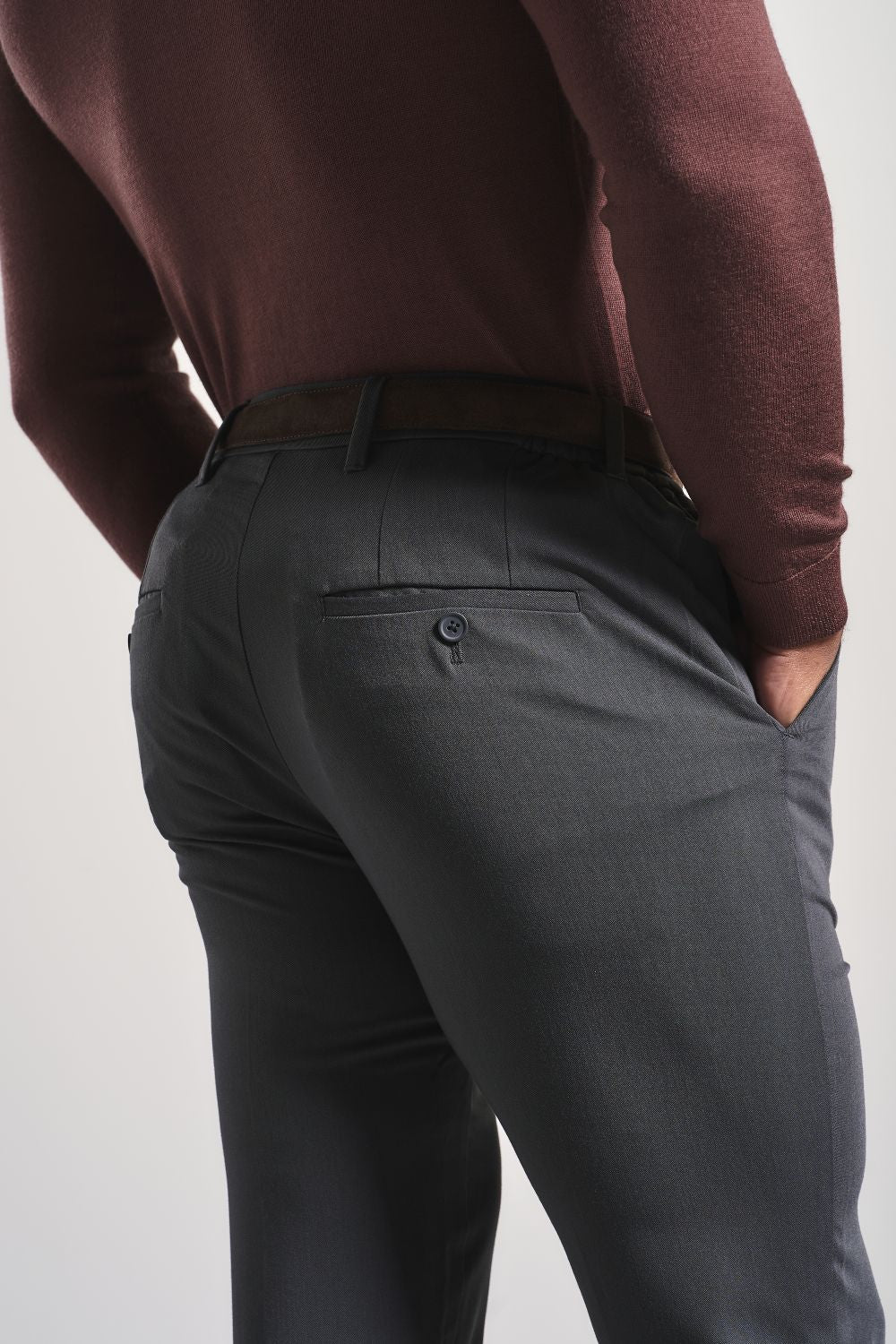 Athletic Fit Essential Pants in Graphite