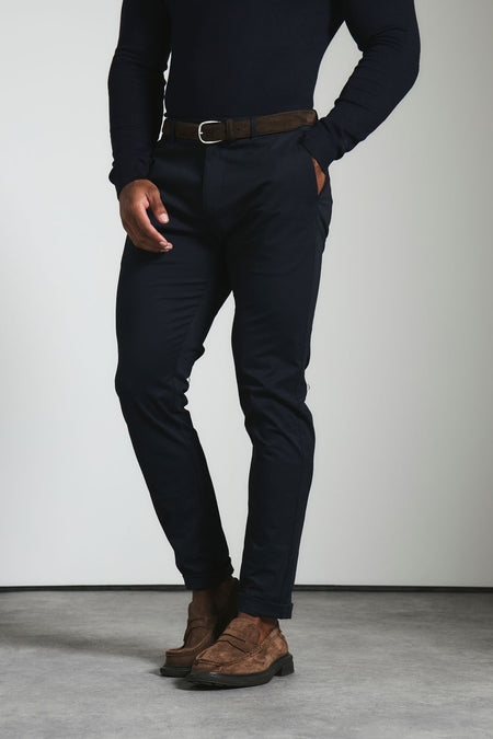 Athletic Fit Cotton Stretch Chino Pants in Navy
