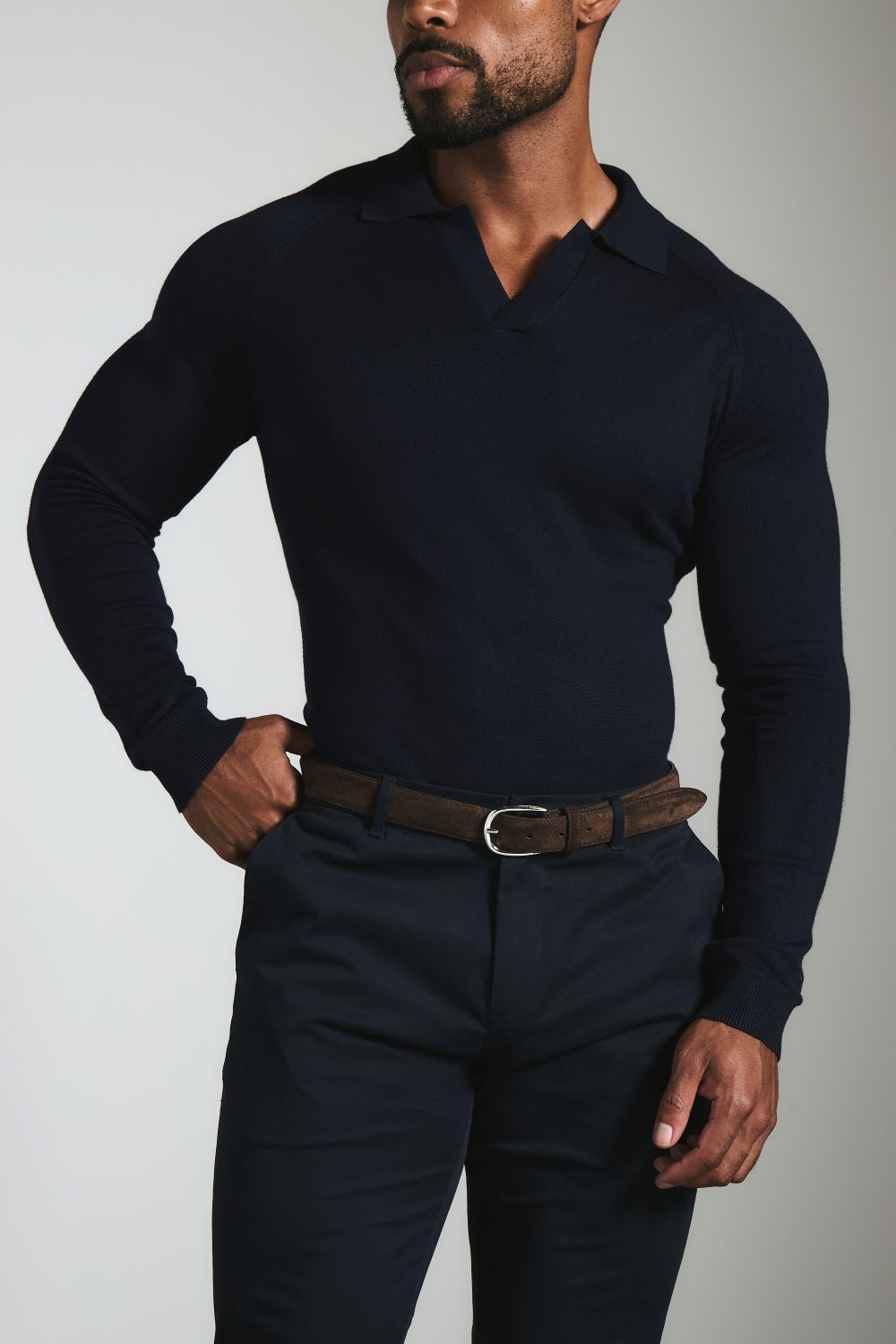 Athletic Fit Cotton Stretch Chino Pants in Navy