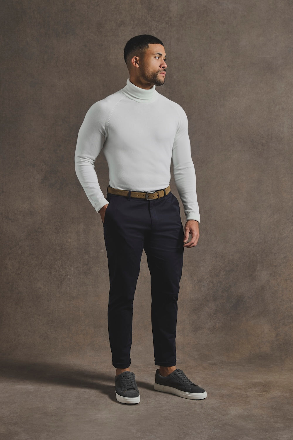 Cotton Blend Roll Neck Sweater in Winter White L Cotton Blend Roll Neck Sweater in Winter White L