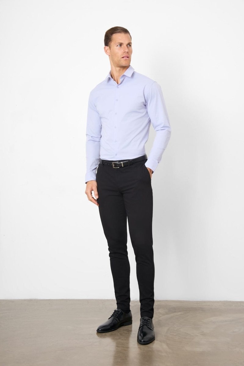 Model is 6ft 5 and wears size L - 40" chest, 34" waist