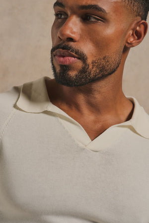 Open Collar Knitted Polo Shirt in Winter White