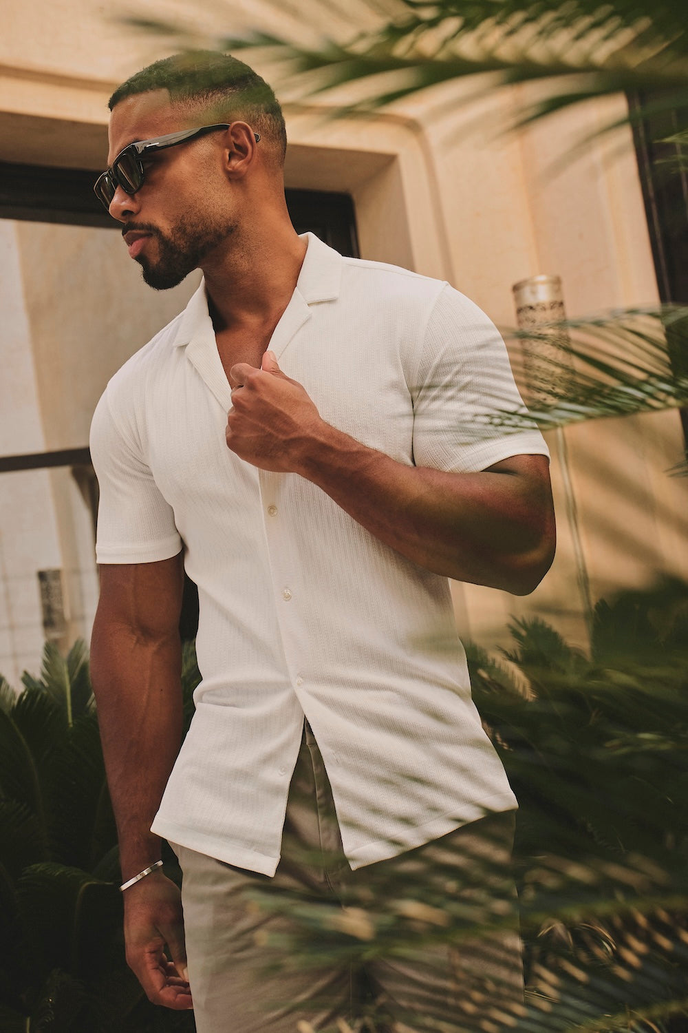 textured white dress shirt Men's Performance (Best Moisture Wicking & Breathable) weight fine twill fabric has a smooth Linear Textured Cuban Collar Shirt