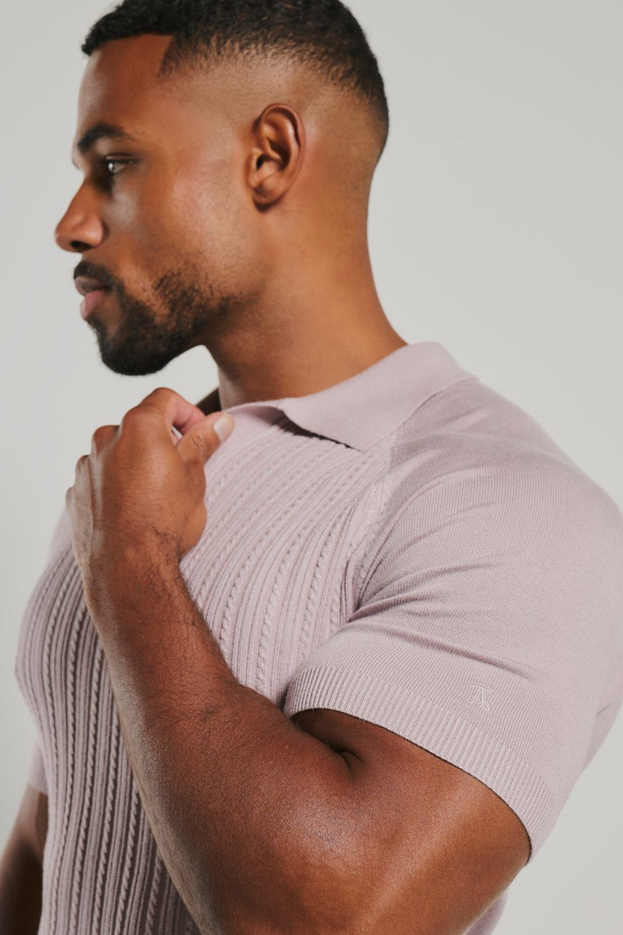Fine Cable Knitted Open Collar Polo Shirt in Dusky Pink