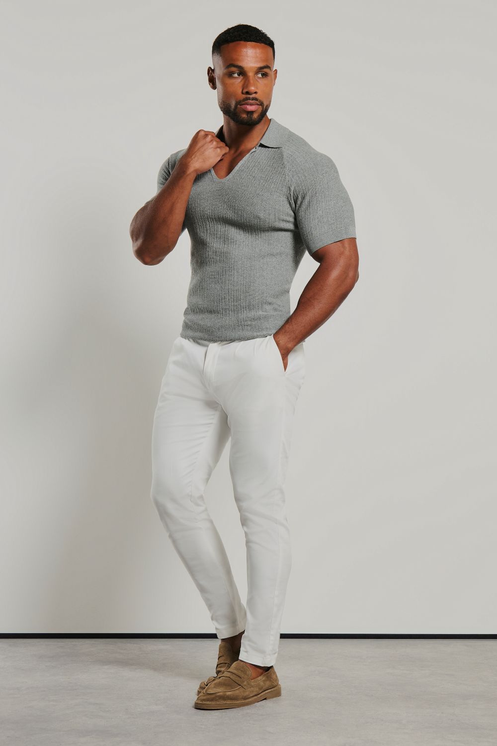 Textured Knitted V-Neck Open Collar Polo Shirt in Grey Marl