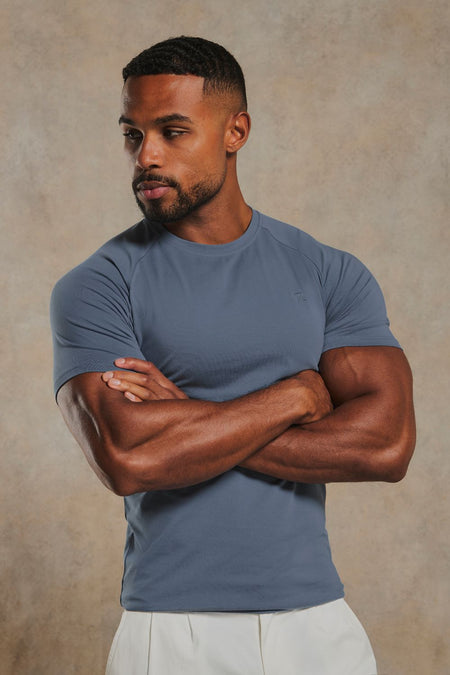 Athletic Fit T-Shirt in Airforce