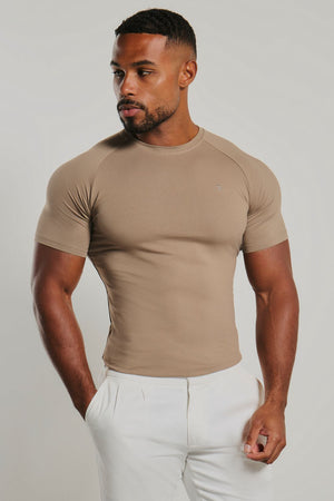 Athletic Fit T-Shirt in Mushroom
