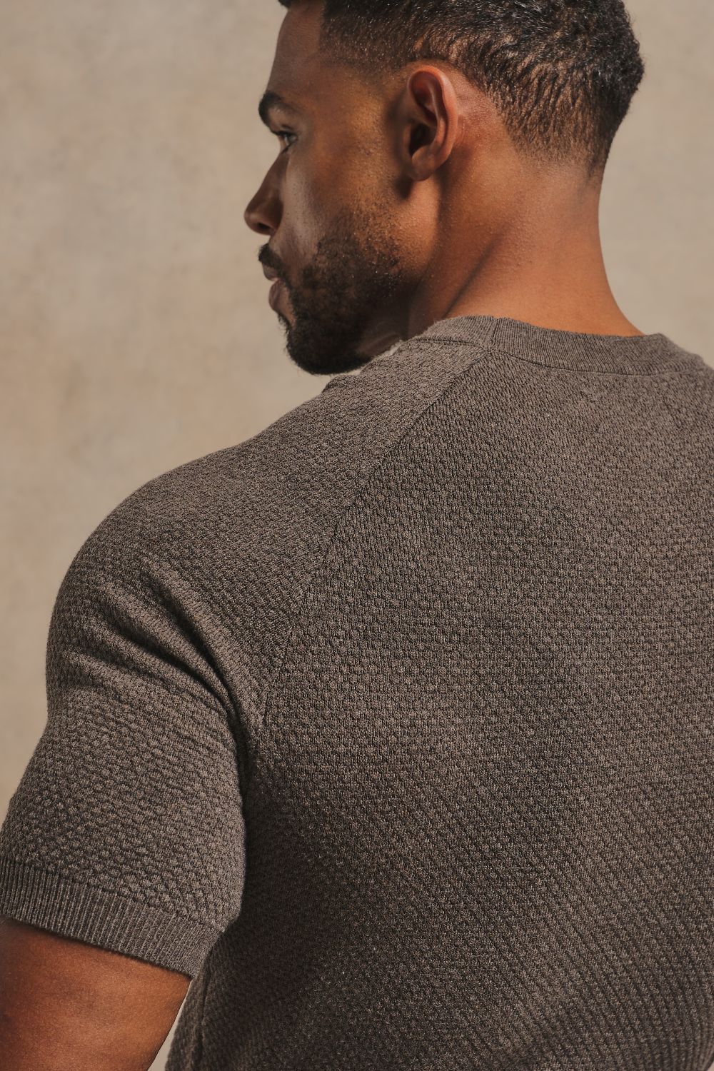 Textured Knitted T-Shirt in Chocolate