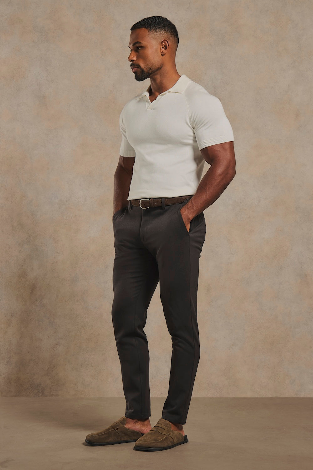 Open Collar Knitted Polo Shirt in Off-White