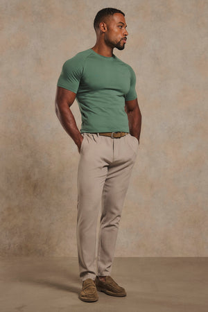 Athletic Fit T-Shirt in Kale