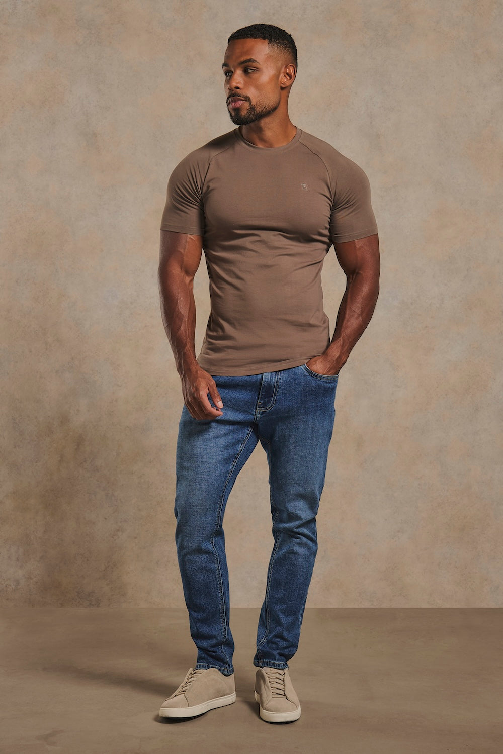 Athletic Fit T-Shirt in Latte