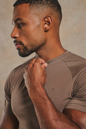 Athletic Fit T-Shirt in Latte
