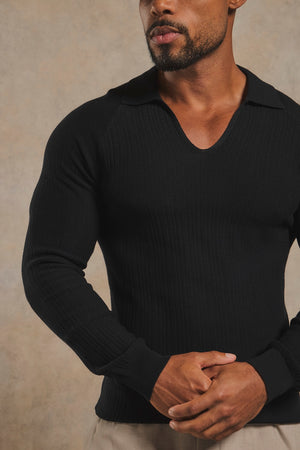 Textured Knitted V-Neck Open Collar Polo Shirt in Black