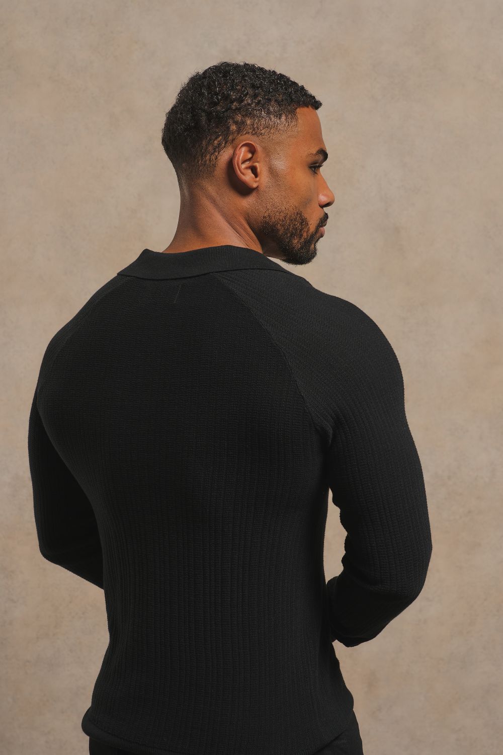 Textured Knitted V-Neck Open Collar Polo Shirt in Black