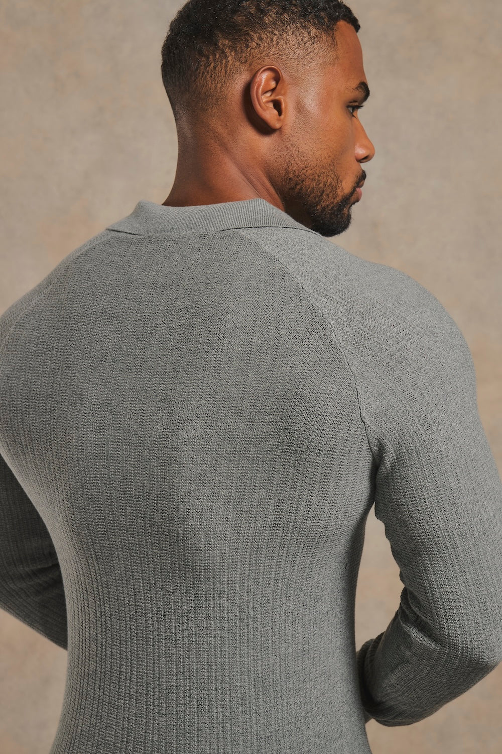 Textured Knitted V-Neck Open Collar Polo Shirt in Grey