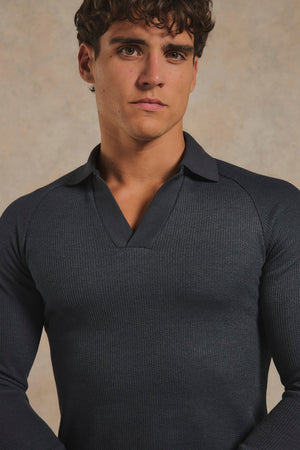Textured Buttonless Polo Shirt in Graphite