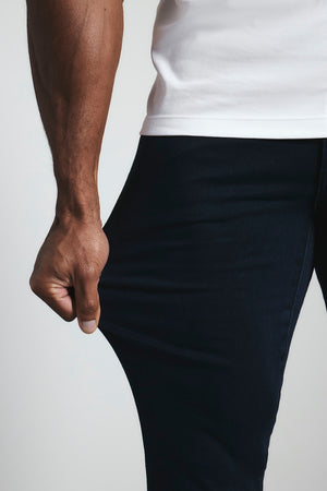 Athletic Fit Jeans in Indigo