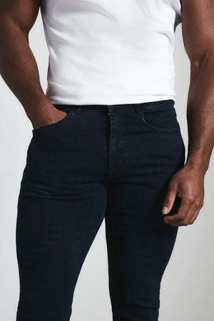 Athletic Fit Jeans in Indigo