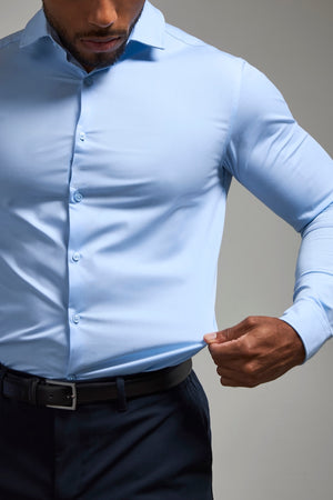 Athletic Fit Dress Shirt in Light Blue