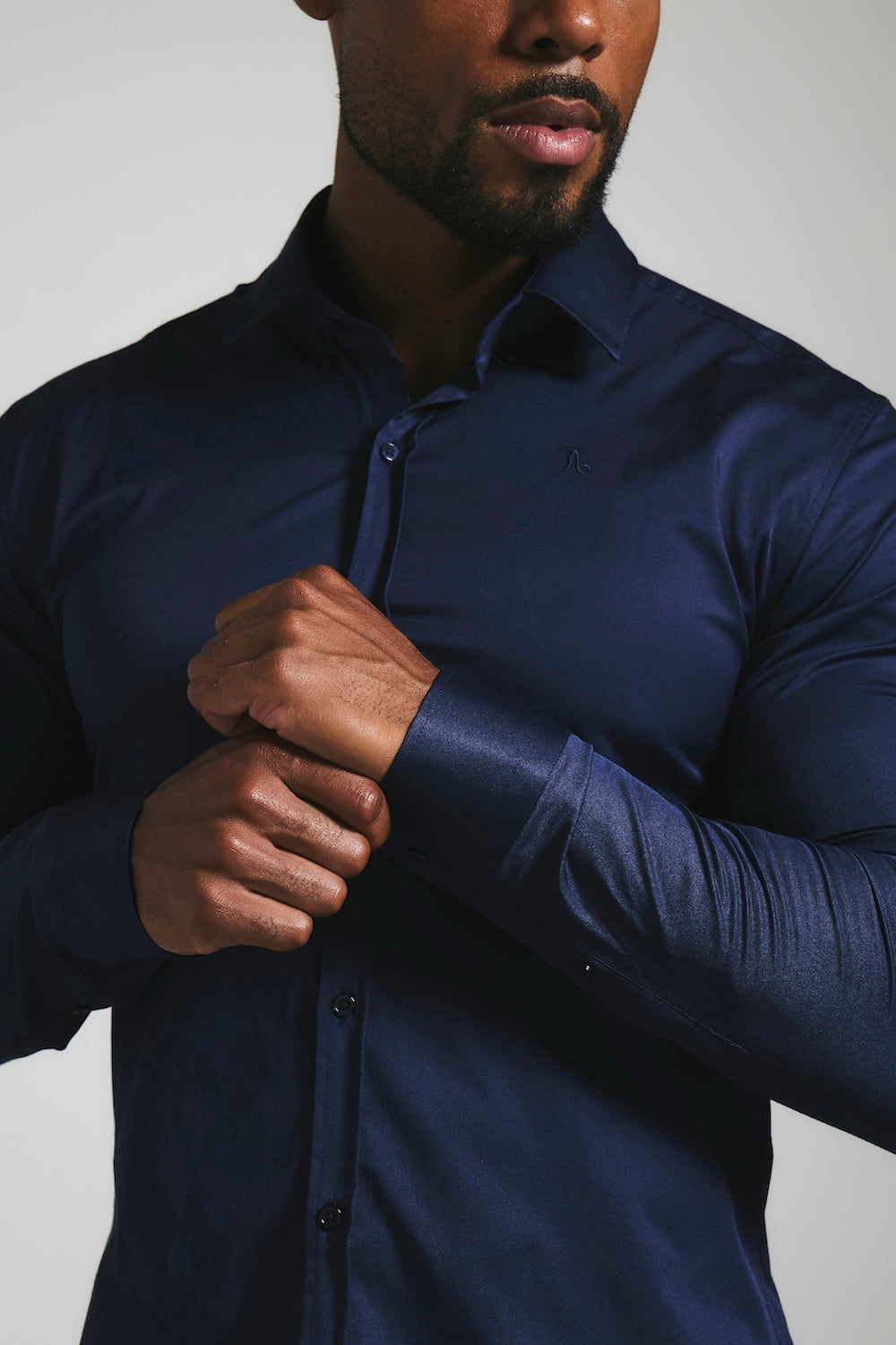 Athletic Fit Signature Shirt 2.0 in French Navy