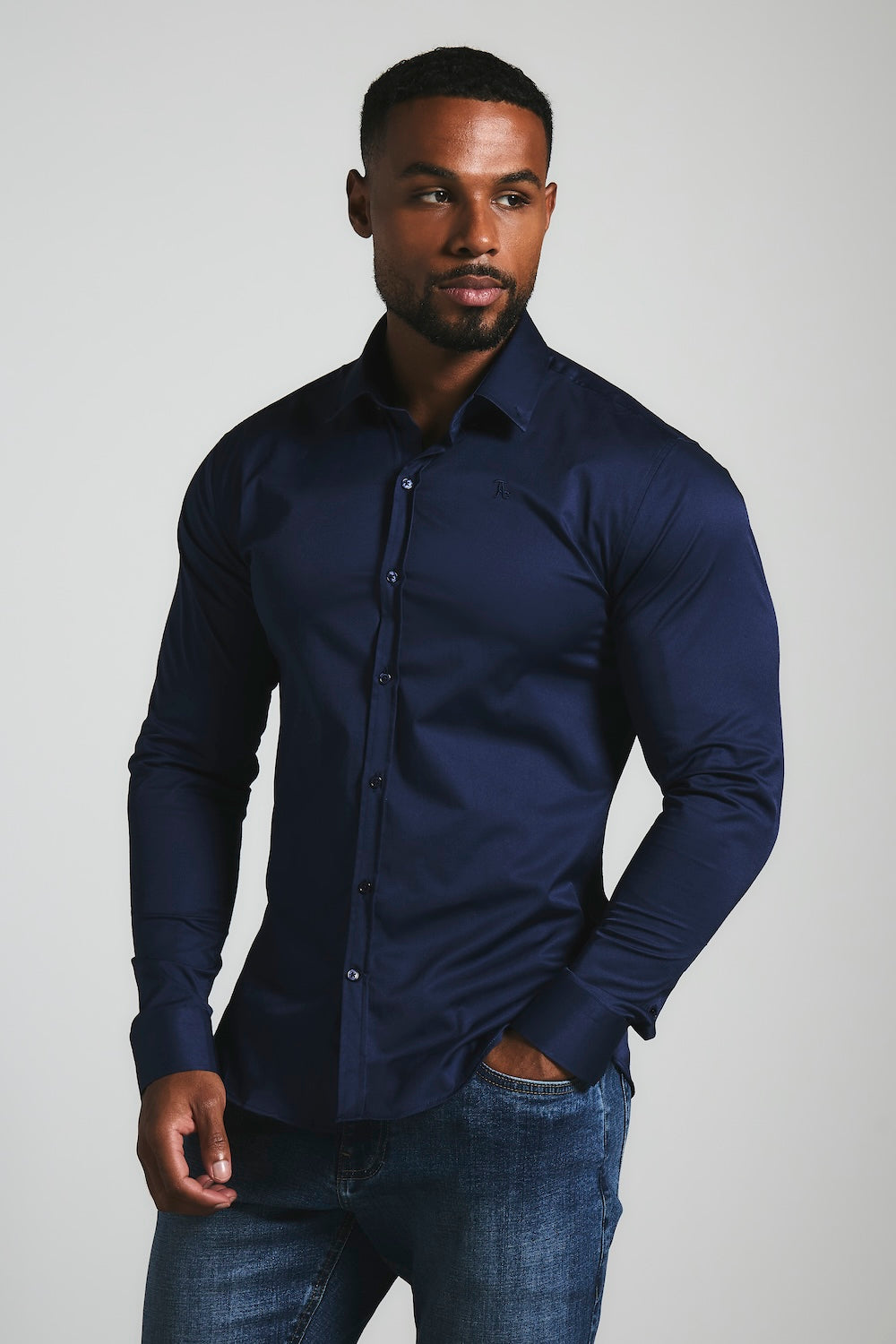 Athletic Fit Signature Shirt 2.0 in French Navy