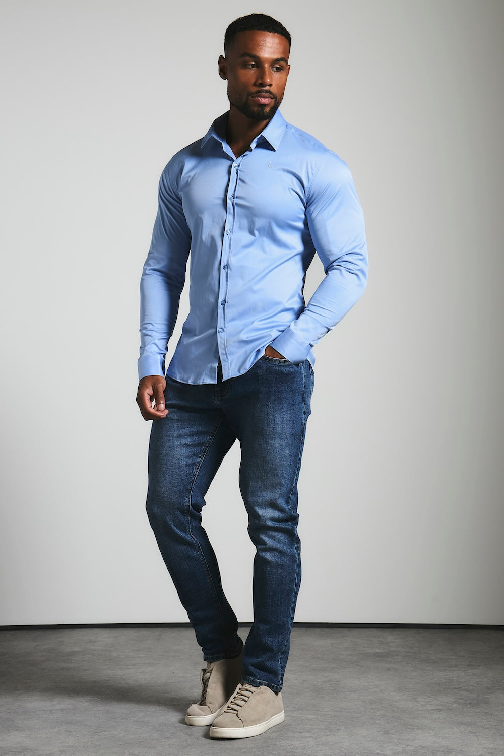 Athletic Fit Signature Shirt in Mid Blue