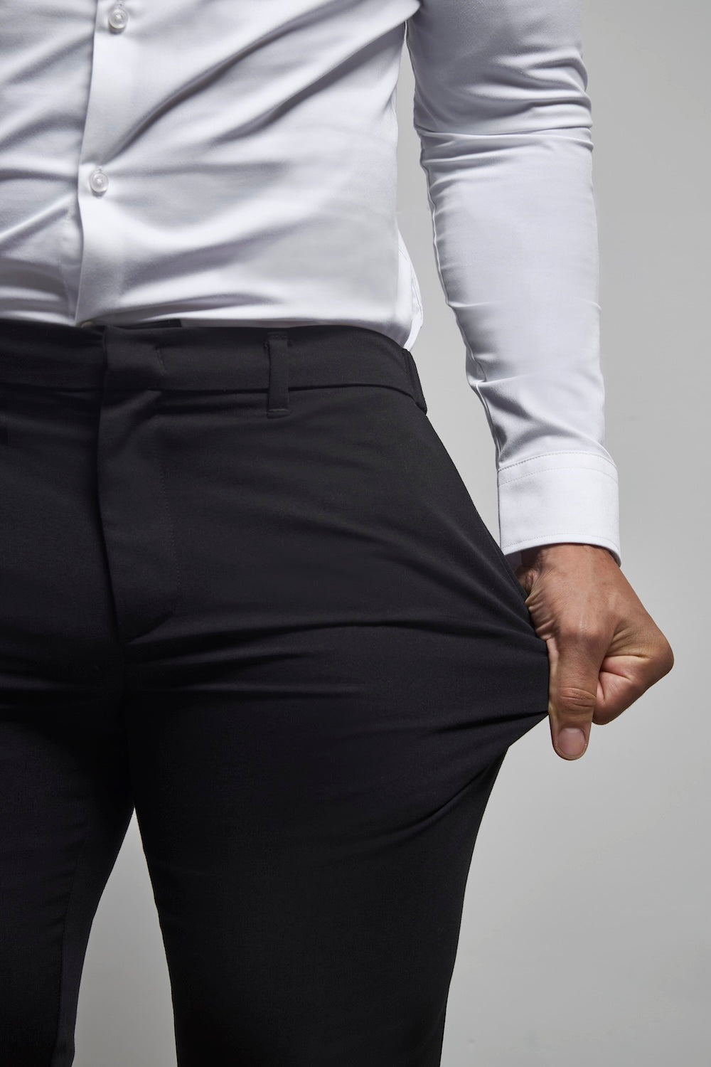 365 Pants in Black for Comfort and Versatile Style 32W 28L 365 Pants in Black for Comfort and Versatile Style 32W 28L