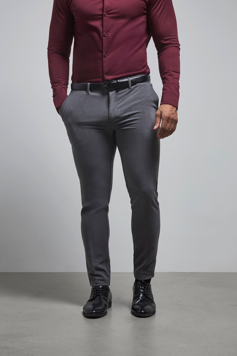 Essential trousers in charcoal for effortless style