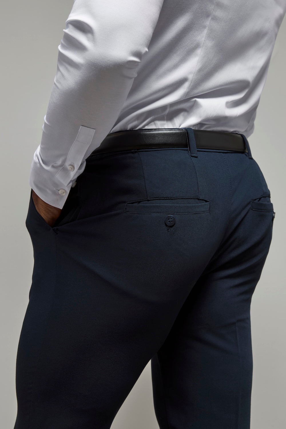 Athletic Fit Essential Pants in Navy 32W 32L Athletic Fit Essential Pants in Navy 32W 32L