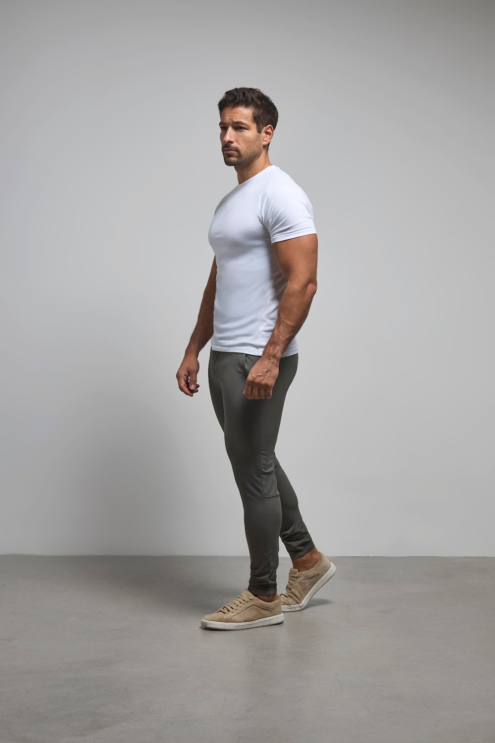 Everyday Tech Pants in Olive