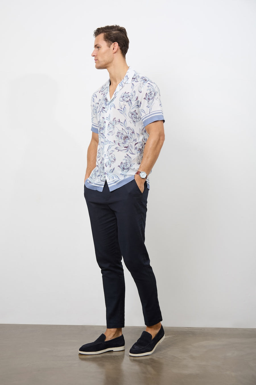 Printed Shirt in Blue Floral - TAILORED ATHLETE - USA