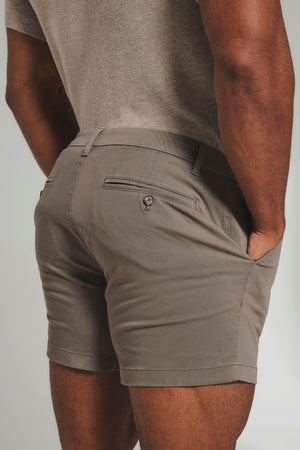 Athletic Fit Stretch Chino Shorts 5" in Dark Taupe