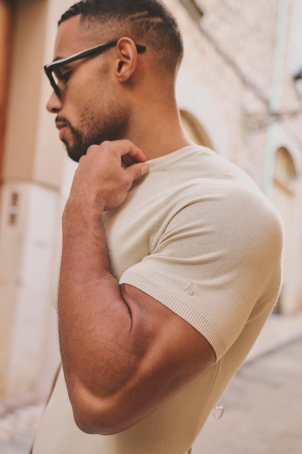 Fine Gauge Knitted T-Shirt in Linen - TAILORED ATHLETE - USA