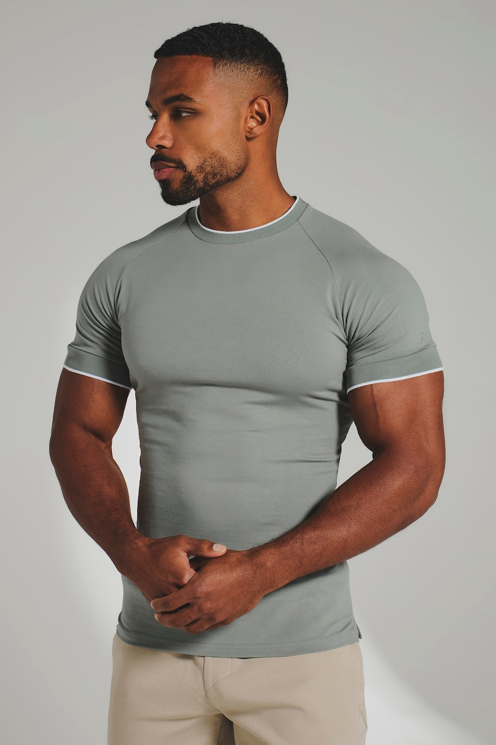 Fine Tipped T-Shirt in Sage with White Trim