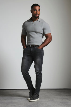 Athletic Fit Stretch Jeans in Grey