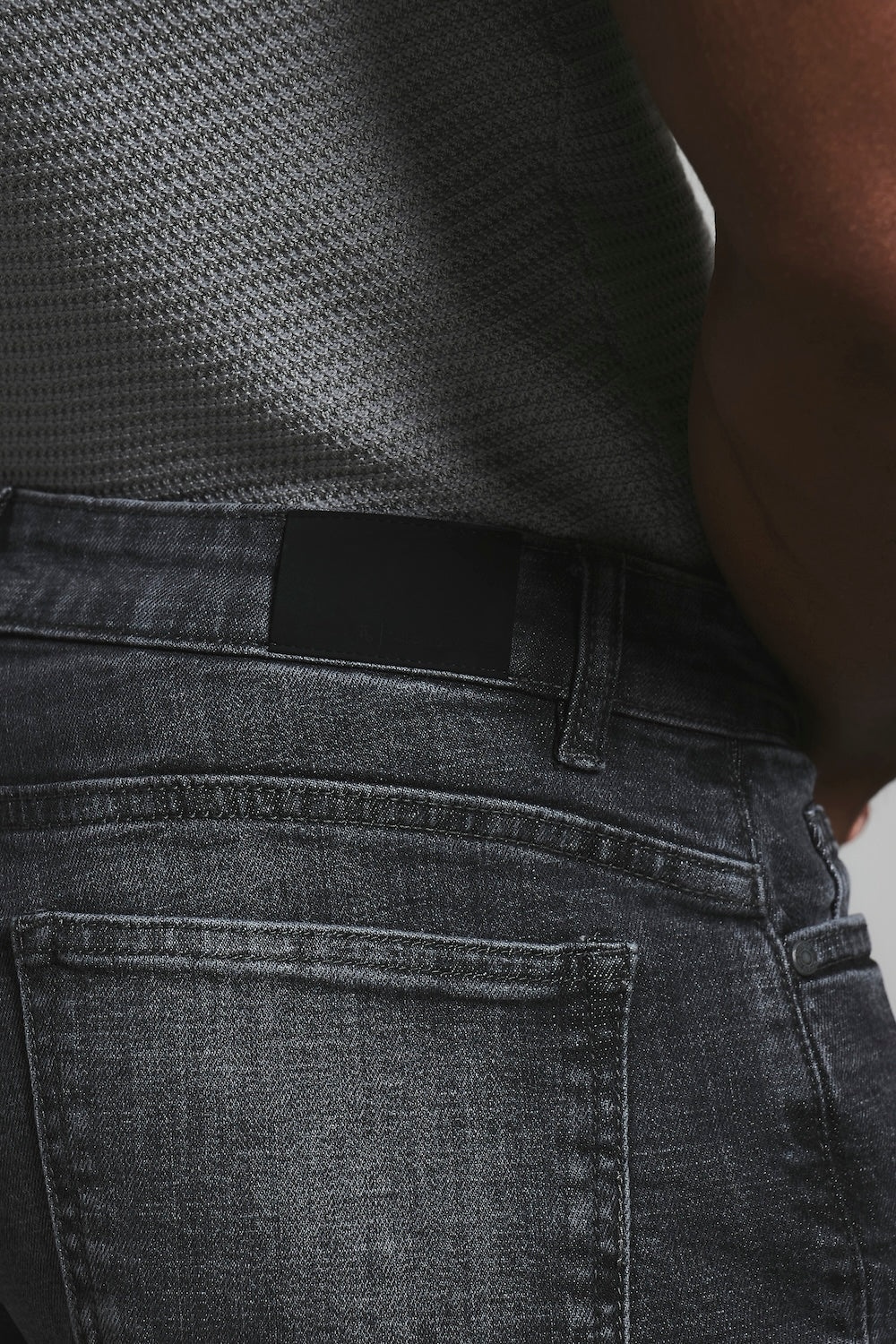 Athletic Fit Stretch Jeans in Grey