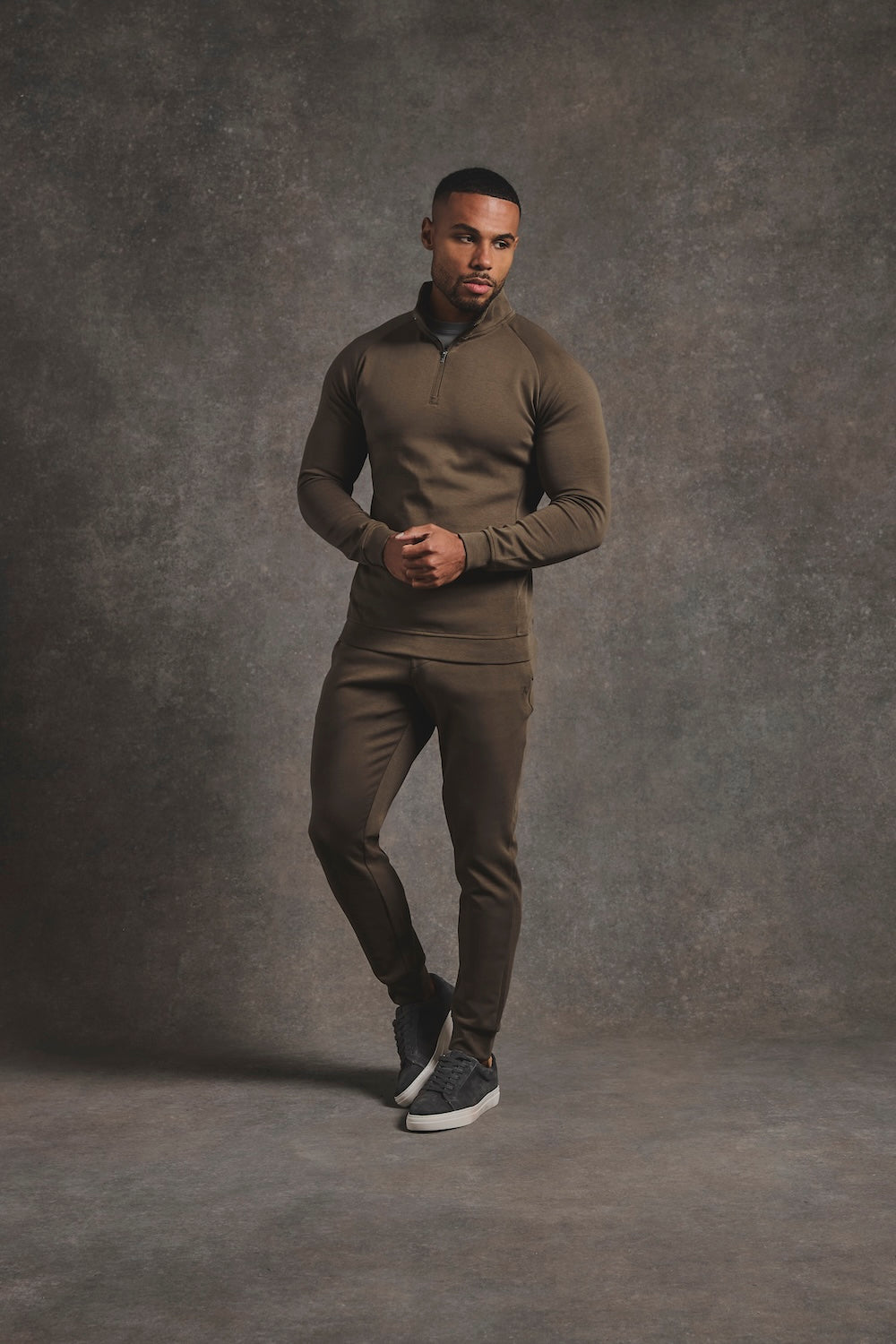 Interlock Half Zip Sweatshirt in Deep Khaki - TAILORED ATHLETE - USA