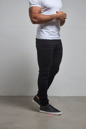 Athletic Fit Jeans in Black - TAILORED ATHLETE - USA