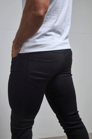 Athletic Fit Jeans in Black - TAILORED ATHLETE - USA