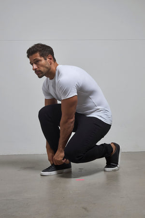Athletic Fit Jeans in Black - TAILORED ATHLETE - USA