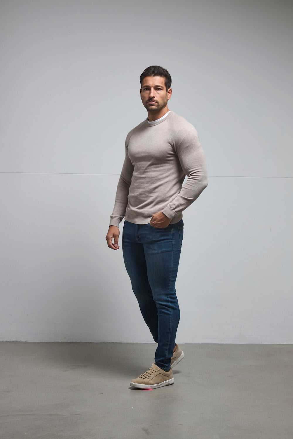 Athletic Fit Jeans in Mid Blue - TAILORED ATHLETE - USA