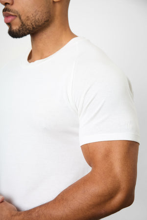 Knit Look T-Shirt in White - TAILORED ATHLETE - USA